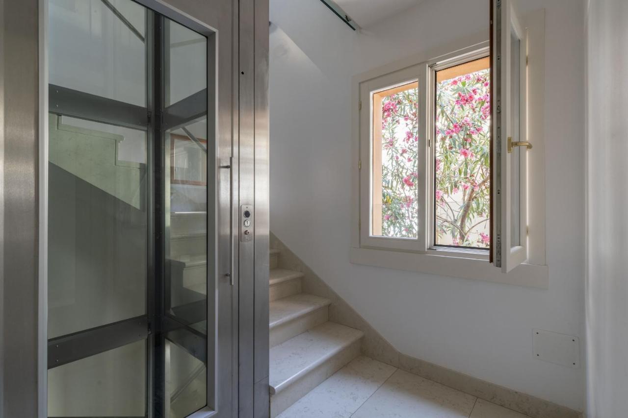 Ca' San Carlo Residence By Wonderful Italy Венеция Экстерьер фото