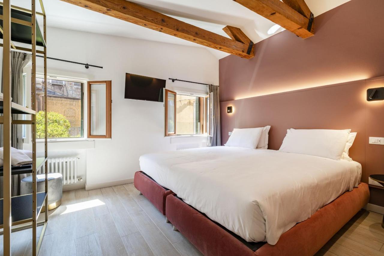 Ca' San Carlo Residence By Wonderful Italy Венеция Экстерьер фото