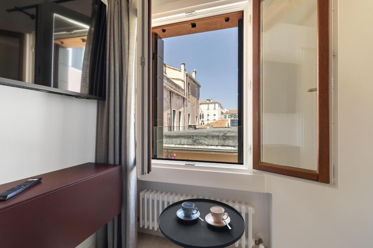 Ca' San Carlo Residence By Wonderful Italy Венеция Экстерьер фото