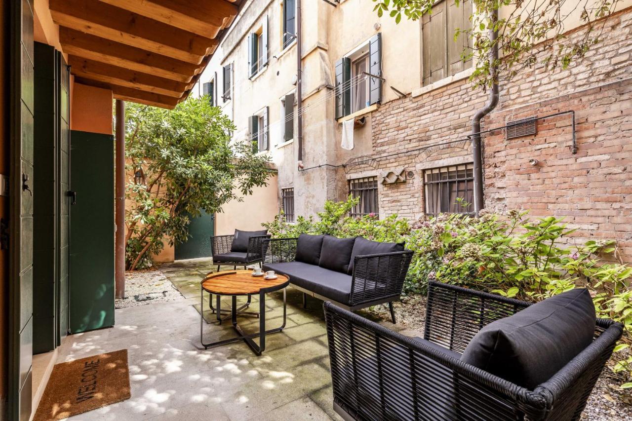 Ca' San Carlo Residence By Wonderful Italy Венеция Экстерьер фото