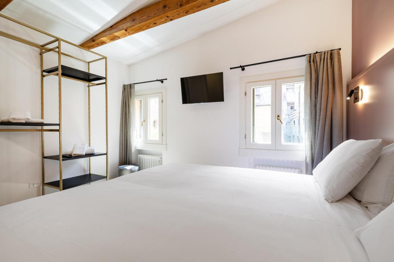 Ca' San Carlo Residence By Wonderful Italy Венеция Экстерьер фото