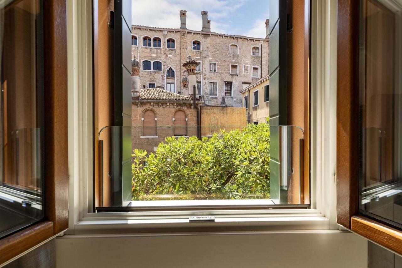Ca' San Carlo Residence By Wonderful Italy Венеция Экстерьер фото